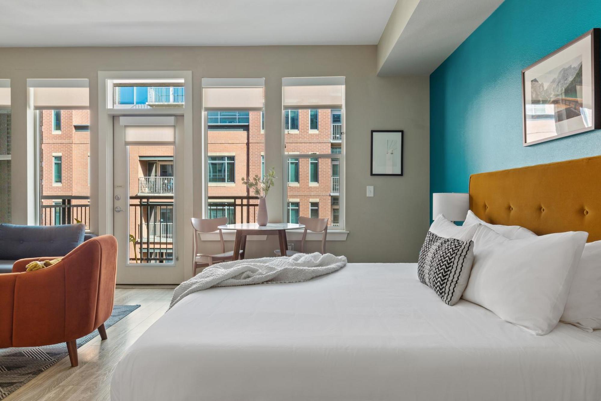 Kasa Union Station Denver Room photo
