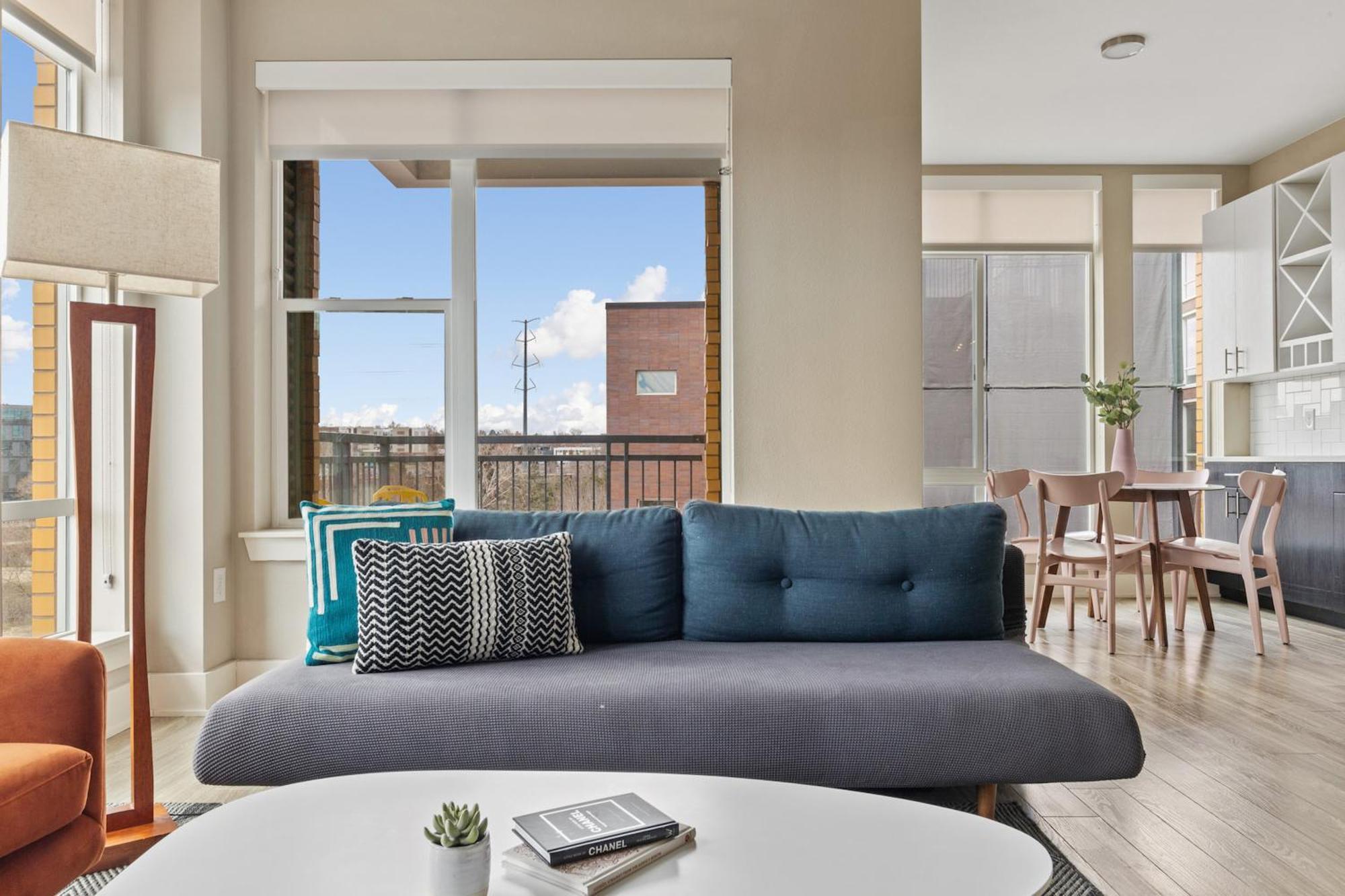 Kasa Union Station Denver Room photo